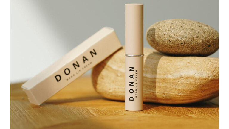 リップ効果で表情が明るくなる「DONAN GOOD LIP CREAM」―上品な発色と高い保湿力