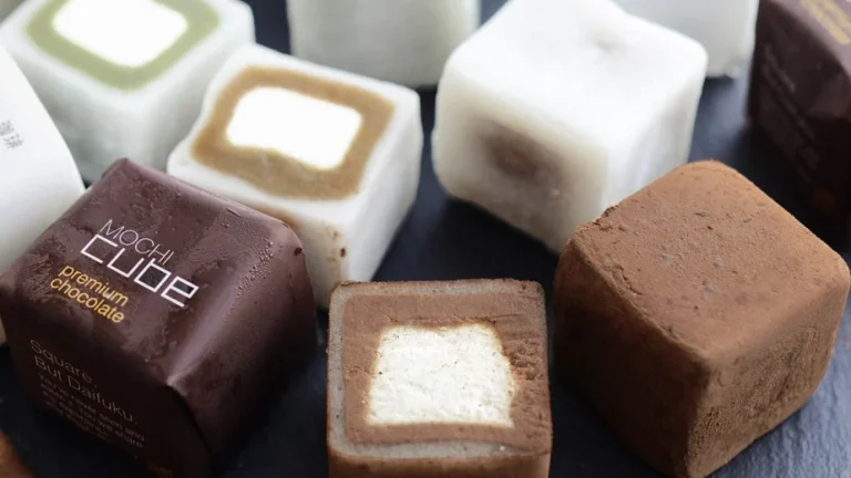 つまんで手軽に味わう、新感覚の大福！「MOCHI cube」