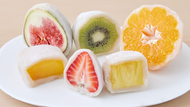 一度食べたら忘れられない！弁財天フルーツ大福の贅沢スイーツ体験