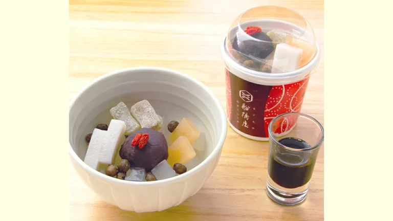 船橋屋の特製くず餅入りあんみつ｜伝統の味と素材のこだわりが詰まった贅沢ひんやり和スイーツ