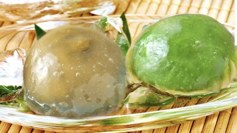 上質な宇治茶の香りがとろける夏のご褒美「宇治抹茶水まんじゅうとほうじ茶水まんじゅう」