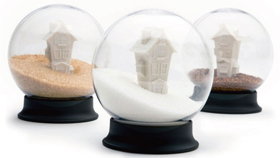 お砂糖がまるで雪景色。スノードームのように眺めていたくなる『シュガーポット』