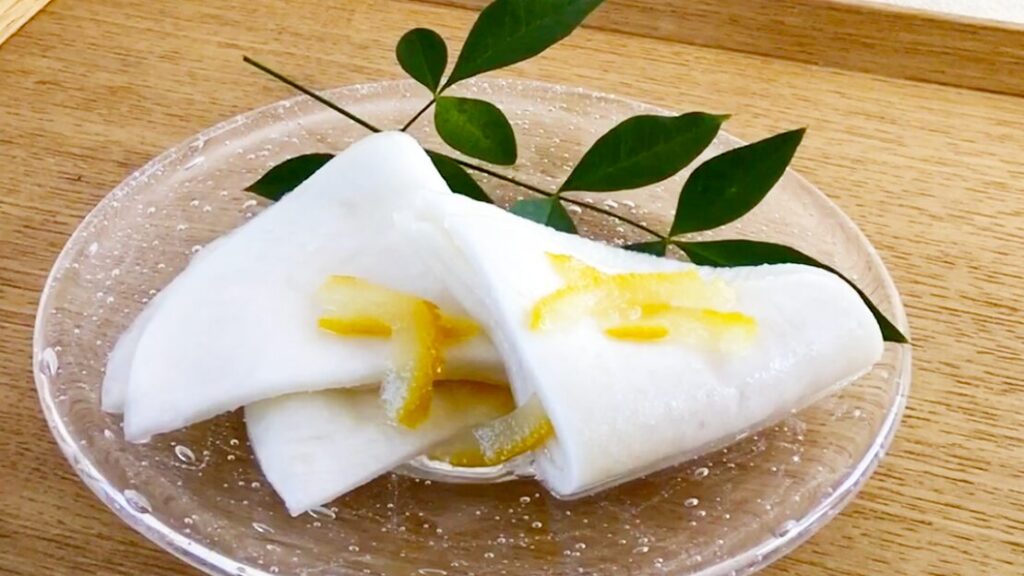 京都三大漬物の贅沢な味わいを冬限定で。ニシダやの「千枚漬」――旨みと気品が共存する特別な一品