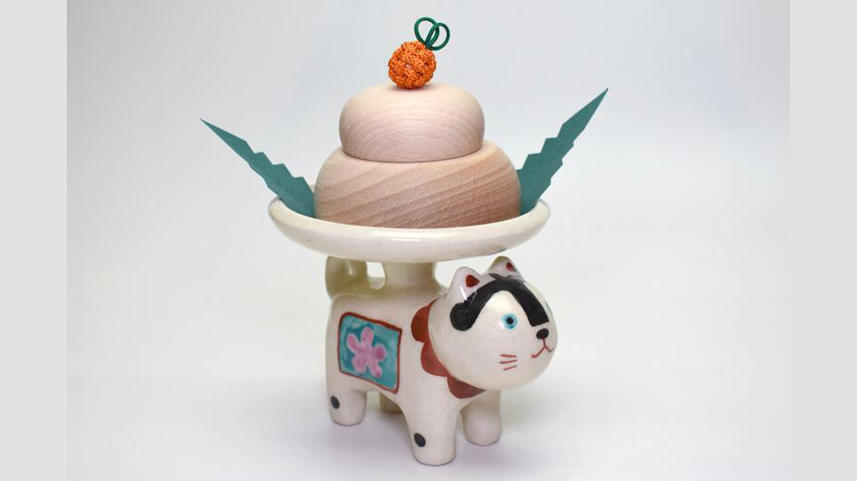 手作りの温かさを感じる｜子守り犬と鏡餅で迎える縁起の正月飾り