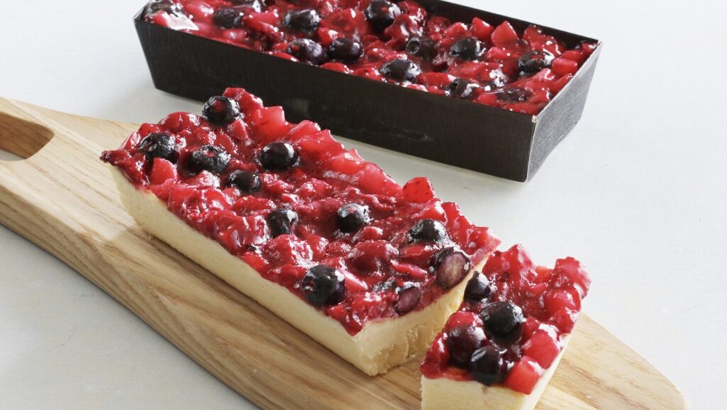 【食べ比べギフト】ピエトロ果実を味わうチーズケーキ2種セット|国産レモン&3種ベリーの贅沢冷凍スイーツ