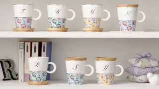 特別感のあるプレゼントならこれ。aito製作所のイニシャルマグが大人気のワケ