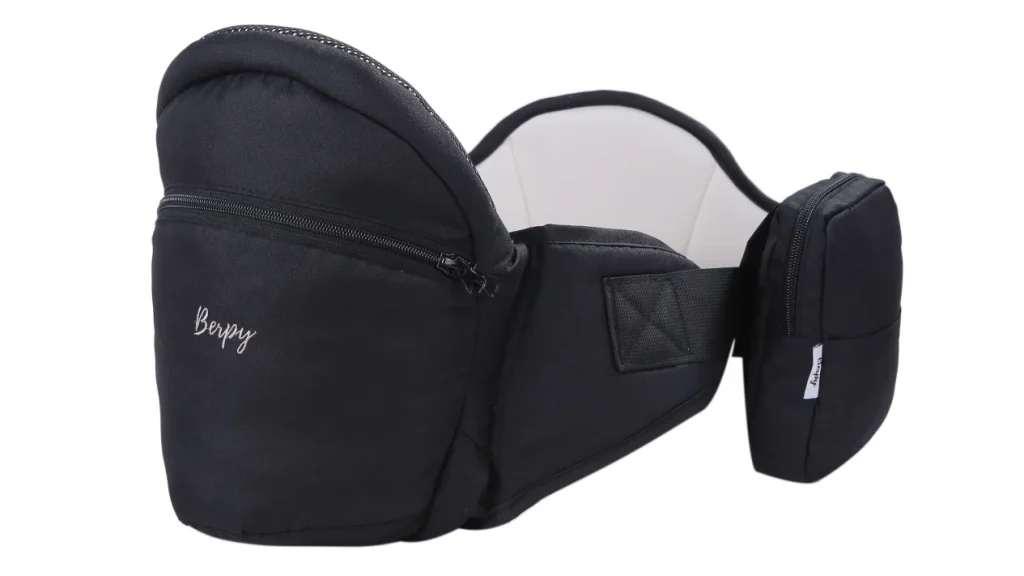 小さく畳めて持ち運びラク!忙しいママも助かる多機能『ヒップシート』の魅力