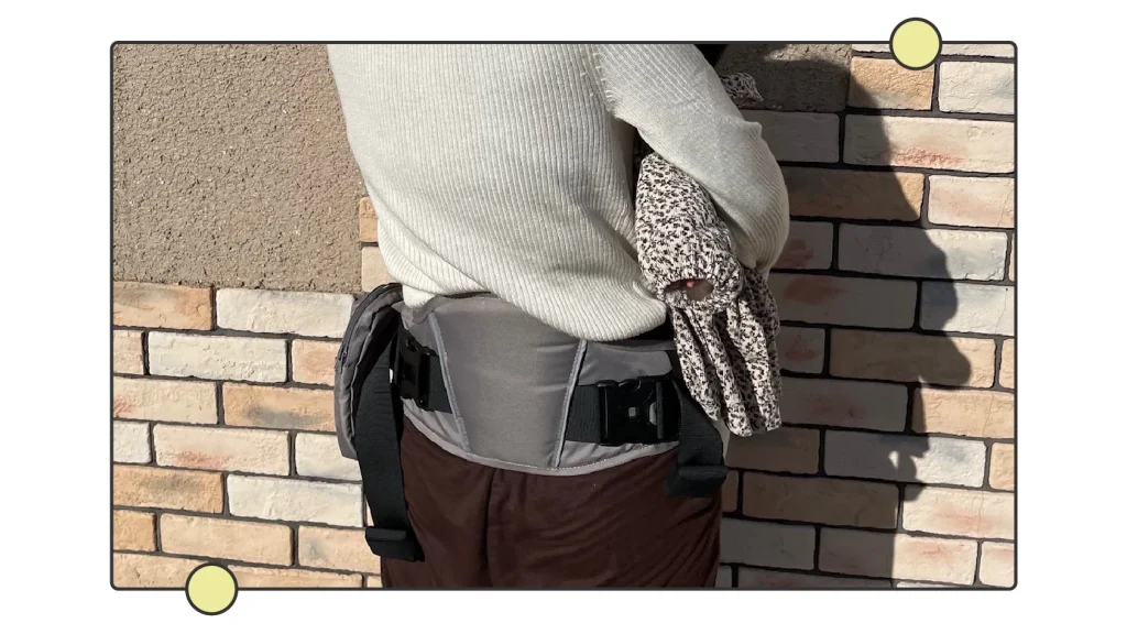 小さく畳めて持ち運びラク!忙しいママも助かる多機能『ヒップシート』の魅力