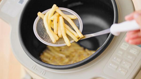 【ほったらかし調理家電】アイリスオーヤマ シェフドラム｜1台11役で揚げ物も簡単＆ヘルシー