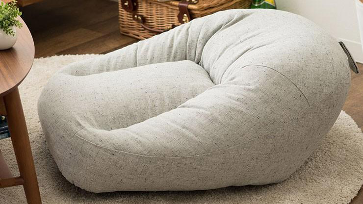 座る時間をもっと心地よく。あぐらに最適化された座椅子『マフィー』で叶える“くつろぎのフロアライフ”