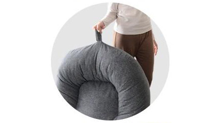 座る時間をもっと心地よく。あぐらに最適化された座椅子『マフィー』で叶える“くつろぎのフロアライフ”