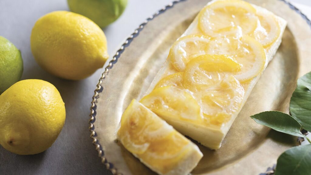 【食べ比べギフト】ピエトロ果実を味わうチーズケーキ2種セット|国産レモン&3種ベリーの贅沢冷凍スイーツ