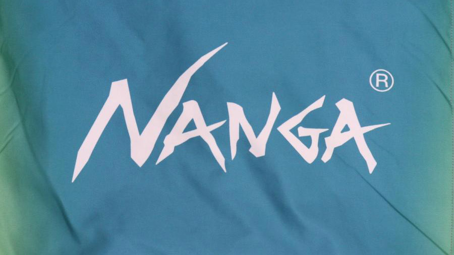 洗えて持ち運べる|NANGA軽量ダウンブランケットが万能すぎる理由