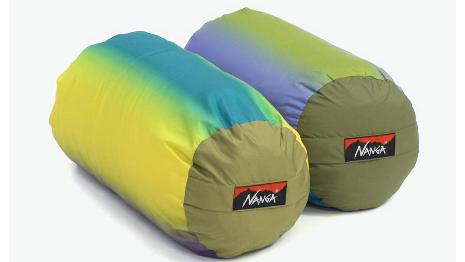 洗えて持ち運べる|NANGA軽量ダウンブランケットが万能すぎる理由