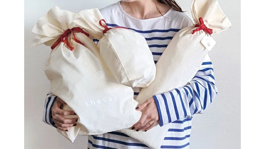 冬の手元に彩りを｜リューズニットのカラフル配色ミトンであたたかく