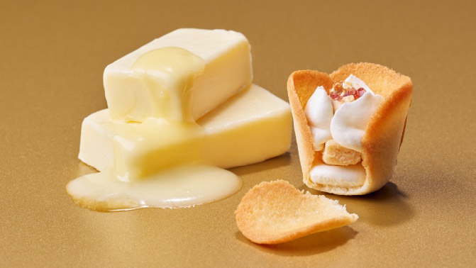 新年のご挨拶に迷ったら。お正月限定チューリップローズ〈迎春〉