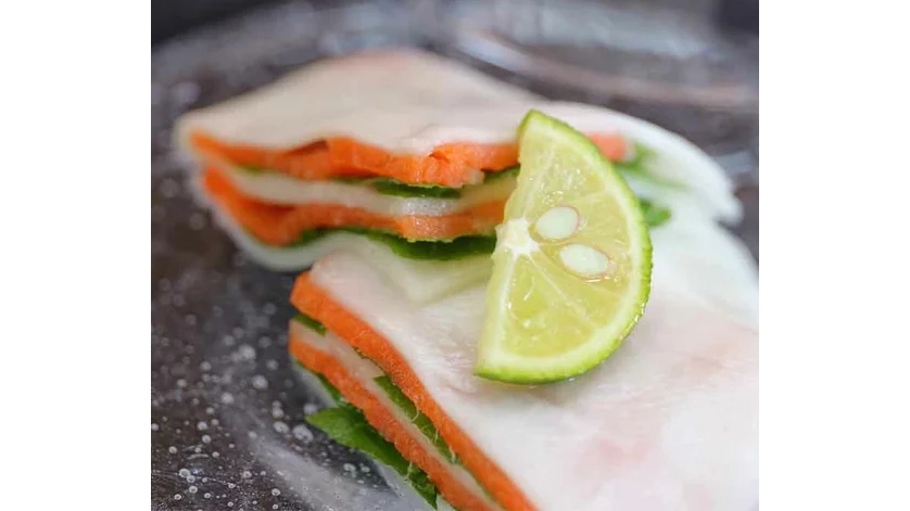 京都三大漬物の贅沢な味わいを冬限定で。ニシダやの「千枚漬」――旨みと気品が共存する特別な一品