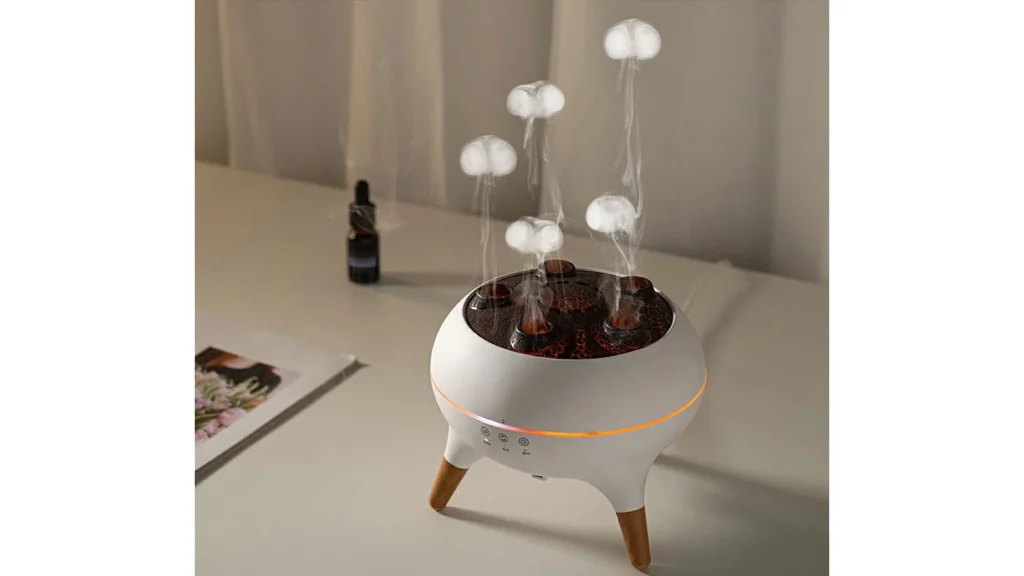 まるで水族館のような癒し時間。クラゲミスト加湿器で香りとスチームに包まれる暮らし