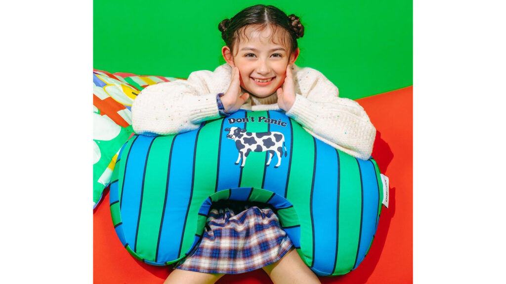 Yogibo Mega Moon Pillow Don&rsquo;t Panic｜韓国発wiggle wiggleコラボの限定ピロー