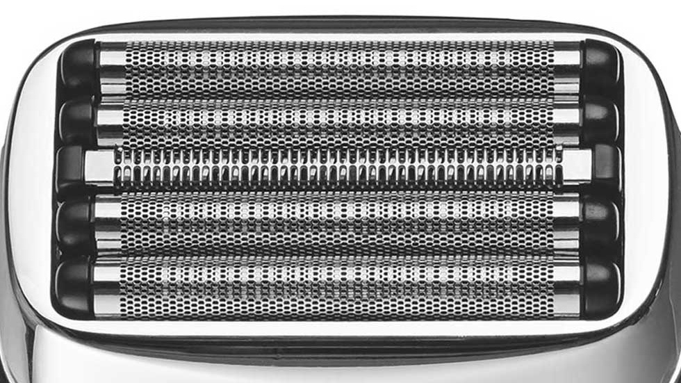 Koizumi 5枚刃電動シェーバー｜コンパクトでもしっかり剃れるUSB充電式モデル