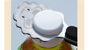 ペットボトルが楽に開く|かわいいペットボトルオープナー『totte』