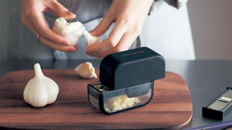 ベルメゾン ガーリックスライサー｜スライス＆おろしが簡単にできる便利キッチン用品