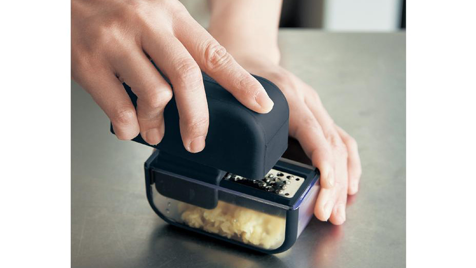 ベルメゾン ガーリックスライサー｜スライス＆おろしが簡単にできる便利キッチン用品