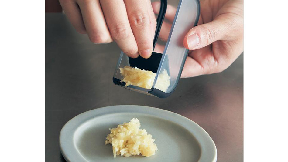 ベルメゾン ガーリックスライサー｜スライス＆おろしが簡単にできる便利キッチン用品