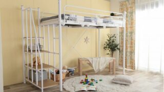 一人暮らしに最適！空間を有効活用できるモダンロフトシングルベッド