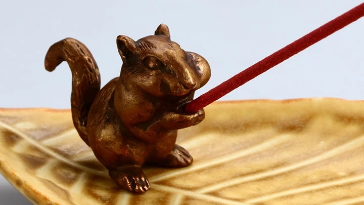 伝統技術が生む癒しのインテリア「動物のブロンズ製お香立て」｜福香シリーズの魅力