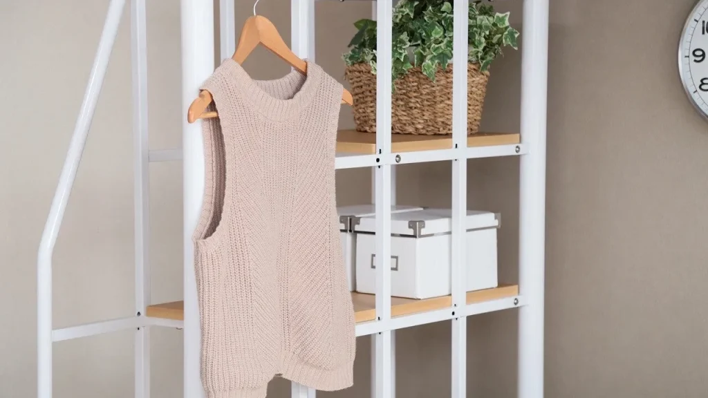 一人暮らしに最適！空間を有効活用できるモダンロフトシングルベッド