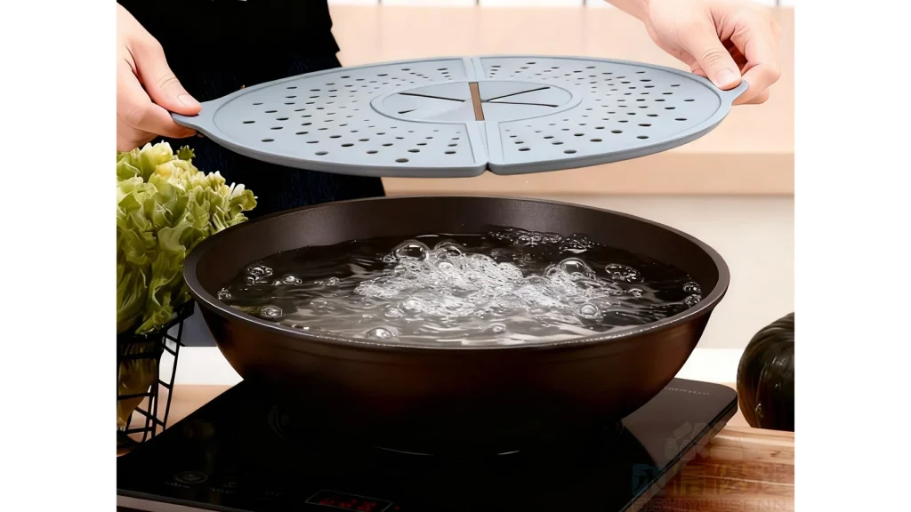 揚げ物のストレス激減！油はねガード「ハネぴた」が便利すぎる