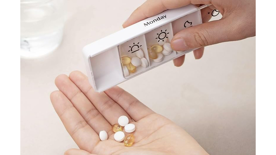 霜山「1週間ピルケース」｜薬の飲み忘れ防止に便利な携帯用薬ケース