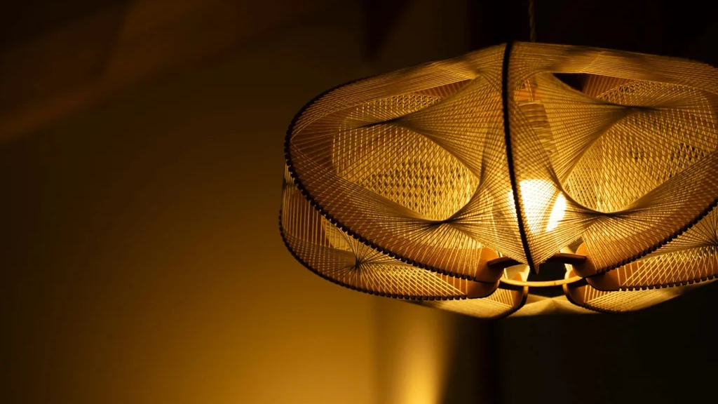 部屋が一気におしゃれに。UFO型ペンダントライトがすごい