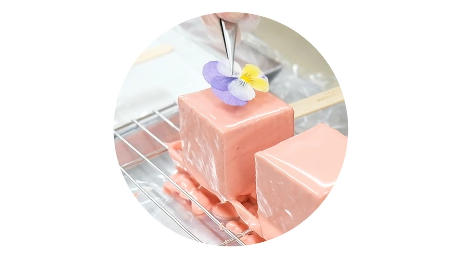 【エディブルフラワー ロリポップ】ホワイトデーや誕生日に花束みたいな可愛いバウムクーヘンギフト