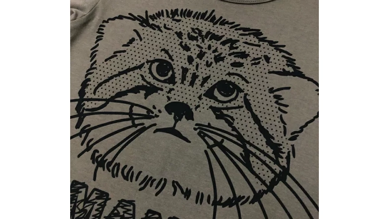 OJICO「マヌルネコTシャツ」｜不機嫌顔がかわいい人気デザイン