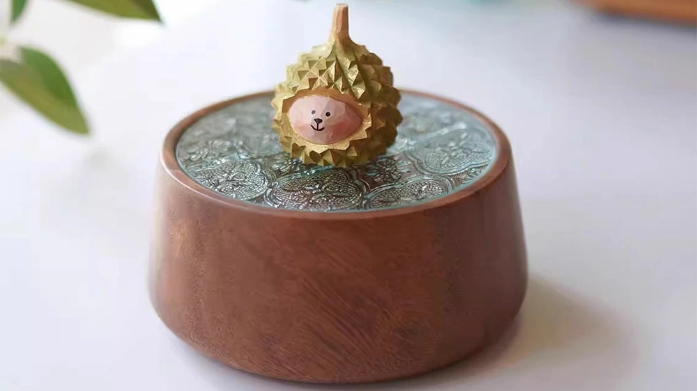 可愛すぎる収納ケース。胡桃木&times;ガラスの癒しデザイン