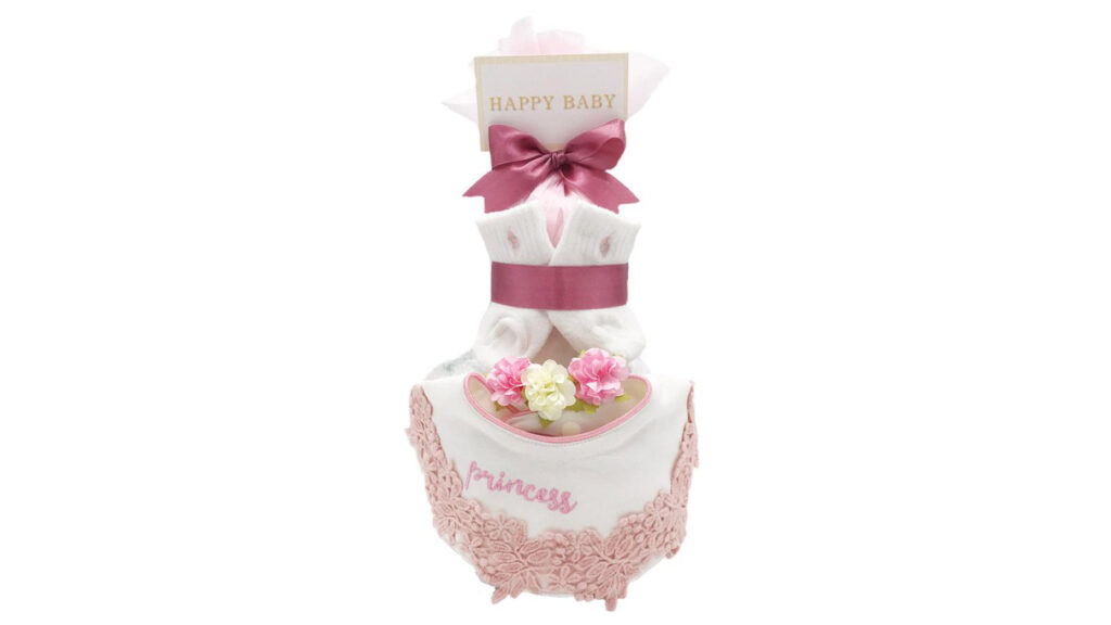 出産祝いに迷ったらこれ！センス良すぎる出産祝い。実用性も抜群の『おむつケーキ』