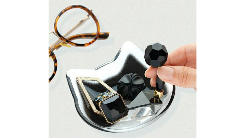 食卓が一気に華やぐ。毎日癒される「coconeco豆皿」が可愛すぎる