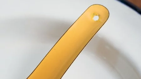 レトロ可愛い！タイのホーローれんげで食卓がおしゃれに変わる