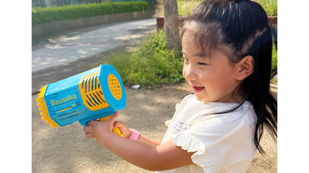 一気に大量発射！電動バブルガンが楽しすぎる