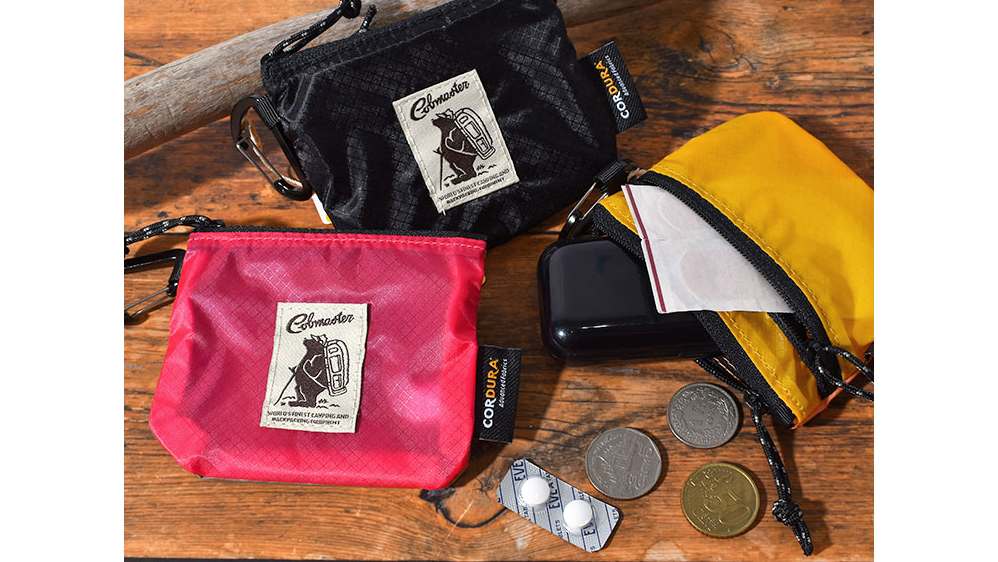 COBMASTER『ミニポーチ』｜軽くて便利！毎日にちょうどいいカラビナ付きポーチ