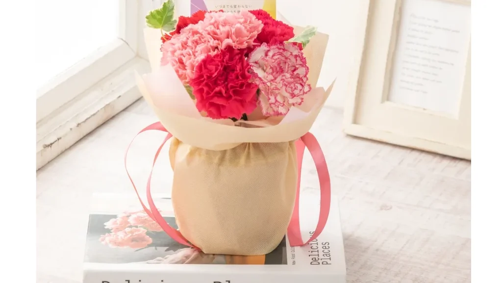 2026年母の日おすすめ｜花束＆ゴディバクッキーの華やかセット