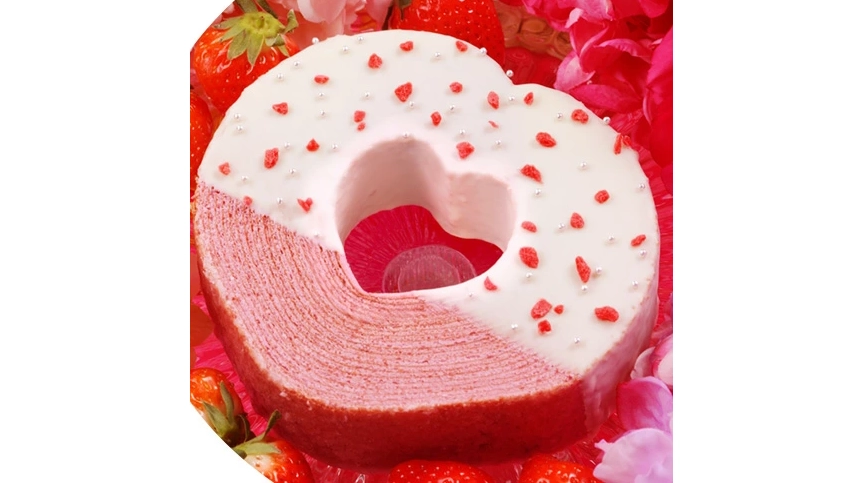 春ギフトにぴったり。幸せを重ねる苺バウムクーヘン