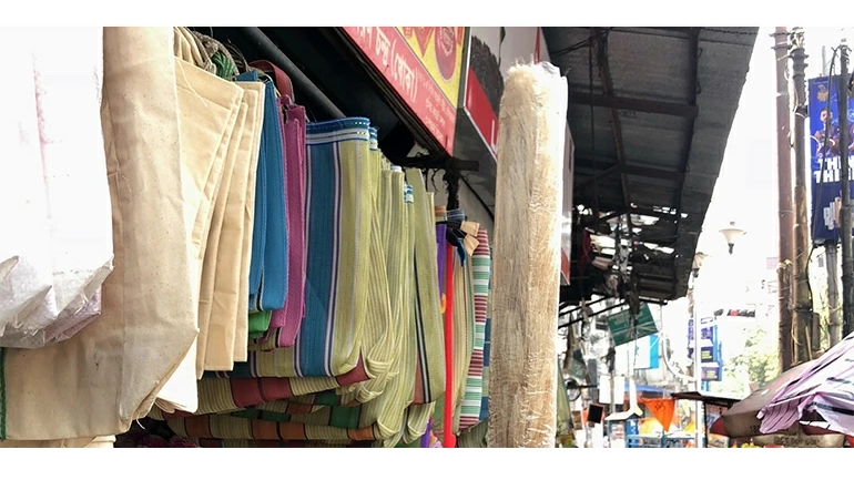 レトロ可愛いのにタフ!PUEBUCO『ストライプバッグ』が優秀すぎる