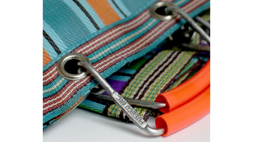 レトロ可愛いのにタフ!PUEBUCO『ストライプバッグ』が優秀すぎる