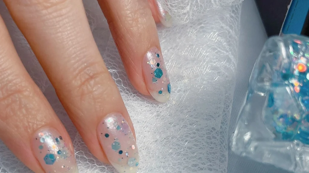 お湯でオフできるネイル！？12星座の水性ネイルカラーが可愛すぎる