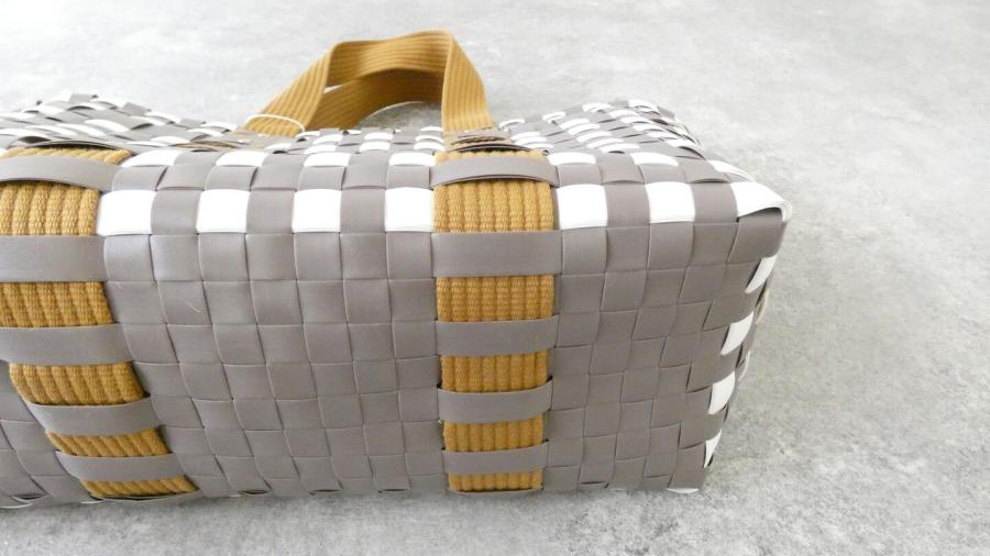 大人ピクニックに最適！保冷ポーチ付きバッグ｜おしゃれ＆機能性を両立