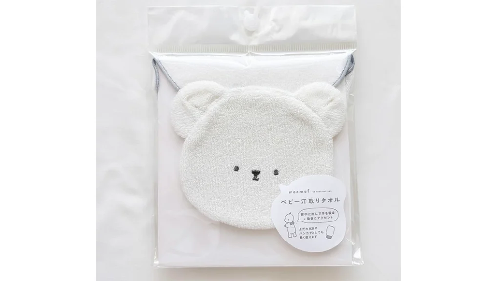 赤ちゃんの背中汗対策に！mocmofアニマル汗取りタオルが可愛くて便利