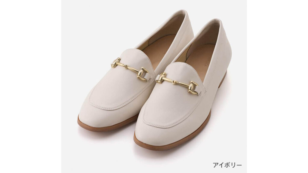 きれい見え&履きやすい!人気の晴雨兼用ビットローファー